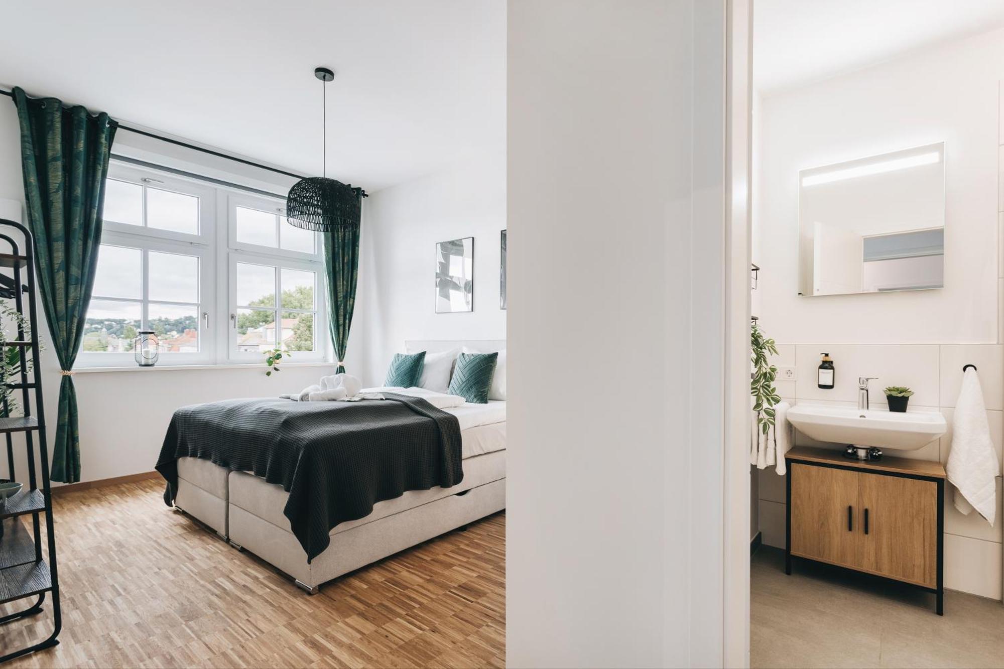 Oasis - Wohnen In - Netflix - Tiefgarage - Dachterrasse Dresden